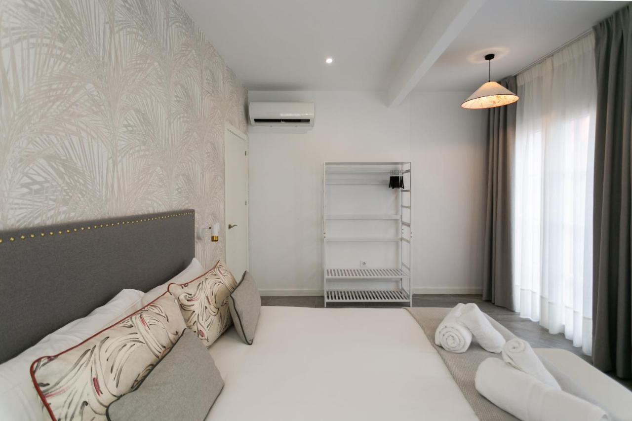 Lujoso Apartamento Con Piscina Compartida 1 セビリア エクステリア 写真