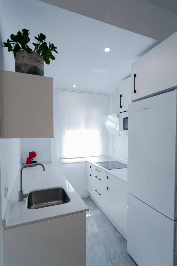 Lujoso Apartamento Con Piscina Compartida 1 セビリア エクステリア 写真