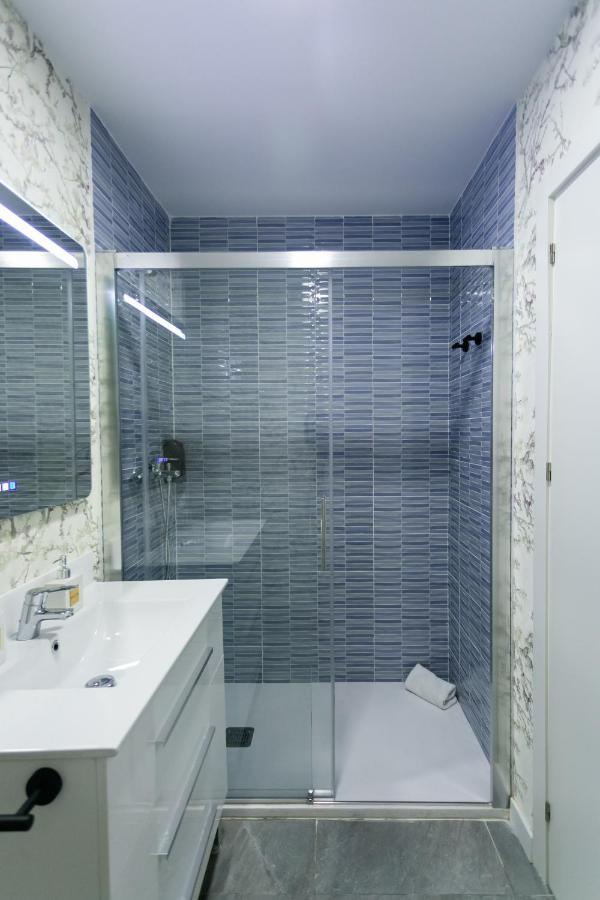 Lujoso Apartamento Con Piscina Compartida 1 セビリア エクステリア 写真