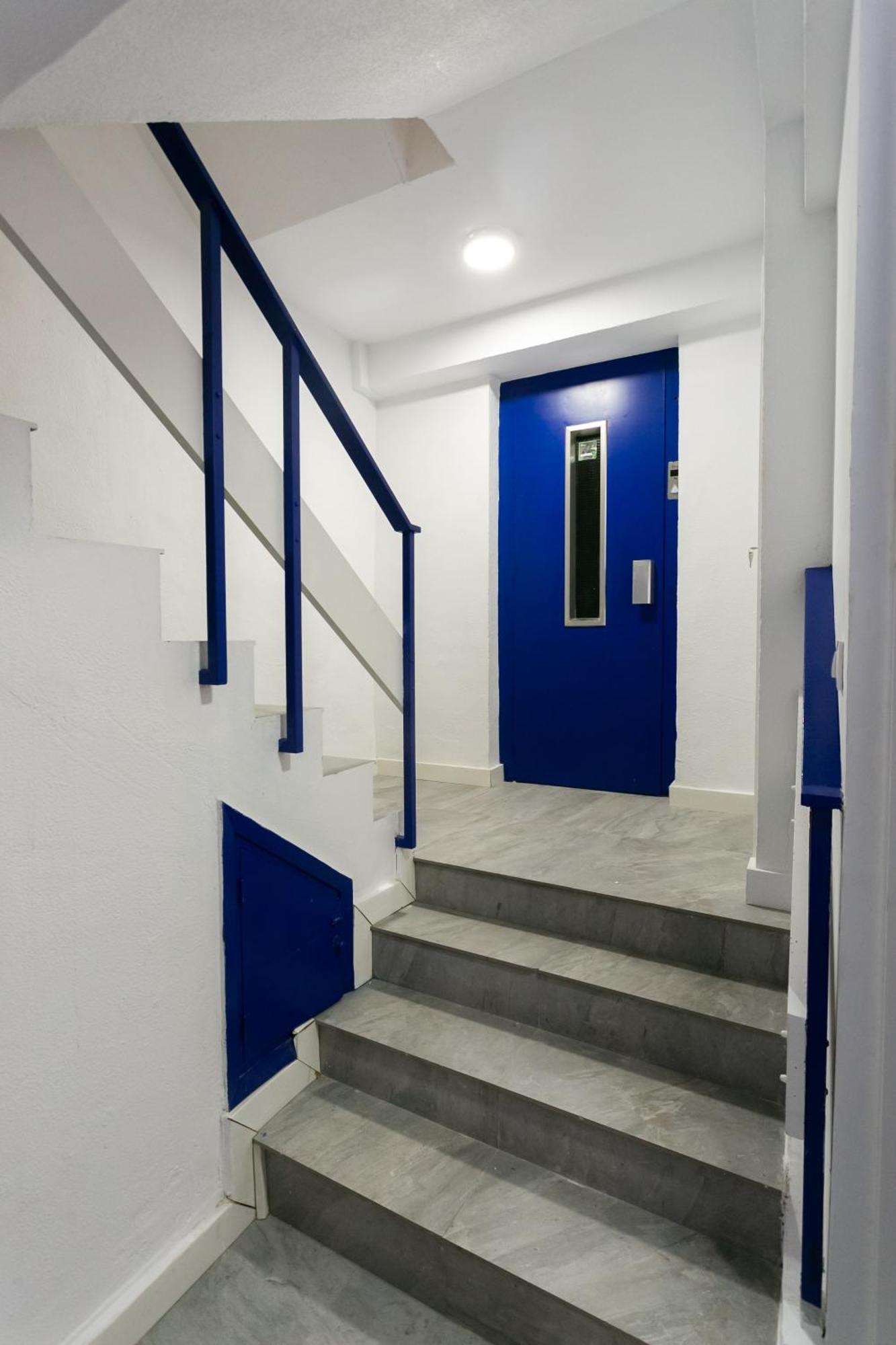 Lujoso Apartamento Con Piscina Compartida 1 セビリア エクステリア 写真